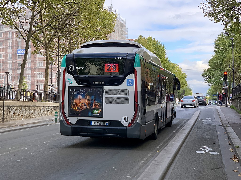 découvrez les conséquences et procédures pour un salarié ratp licencié en raison de la consommation ou possession de cannabis. informations sur les droits, démarches et recours possibles.