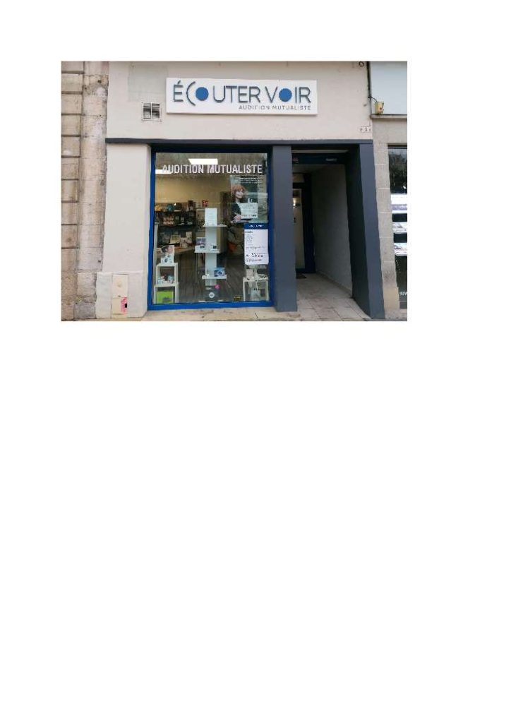 trois voleurs de cbd auditionnés par la police sur la provenance de 120 plants saisis : une enquête révélatrice sur le trafic de cannabis légal.