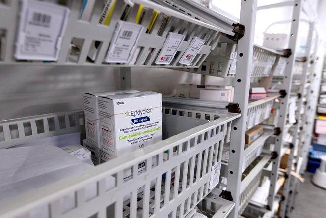 découvrez chenevia, spécialiste du cannabis médical : informations sur ses produits à base de chanvre, bienfaits pour la santé et actualités sur le cannabis thérapeutique en france.