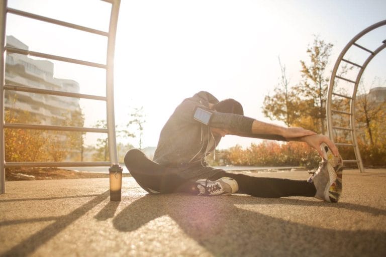 découvrez comment le cbd peut aider à optimiser la récupération sportive grâce à ses propriétés anti-inflammatoires et relaxantes, favorisant ainsi la détente musculaire et la réduction de la douleur après l'effort.