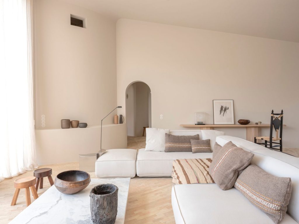 découvrez comment linder transforme la décoration intérieure grâce à ses textiles innovants infusés au cbd, alliant style, confort et bien-être.